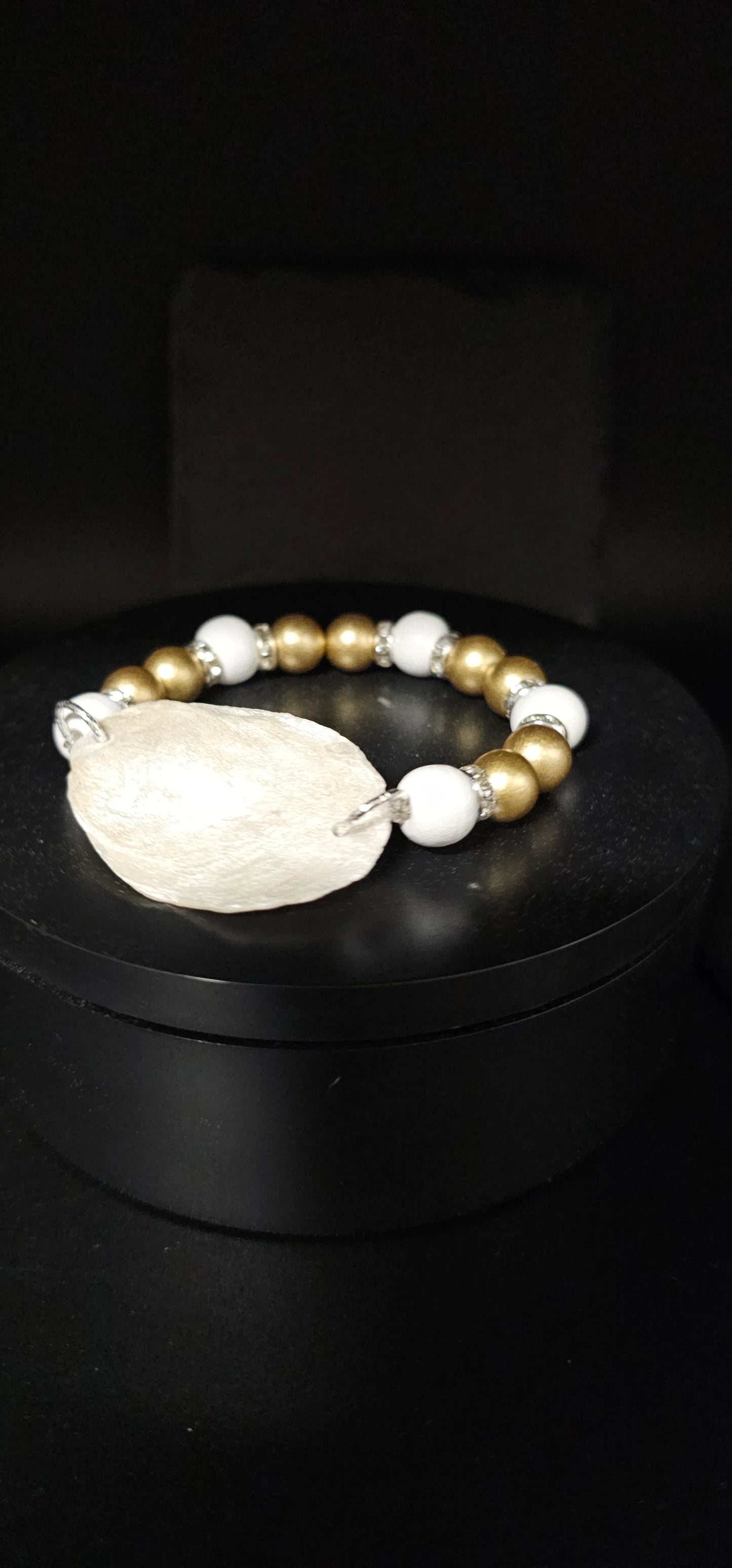 Oyster Shell Beaded Bracelet