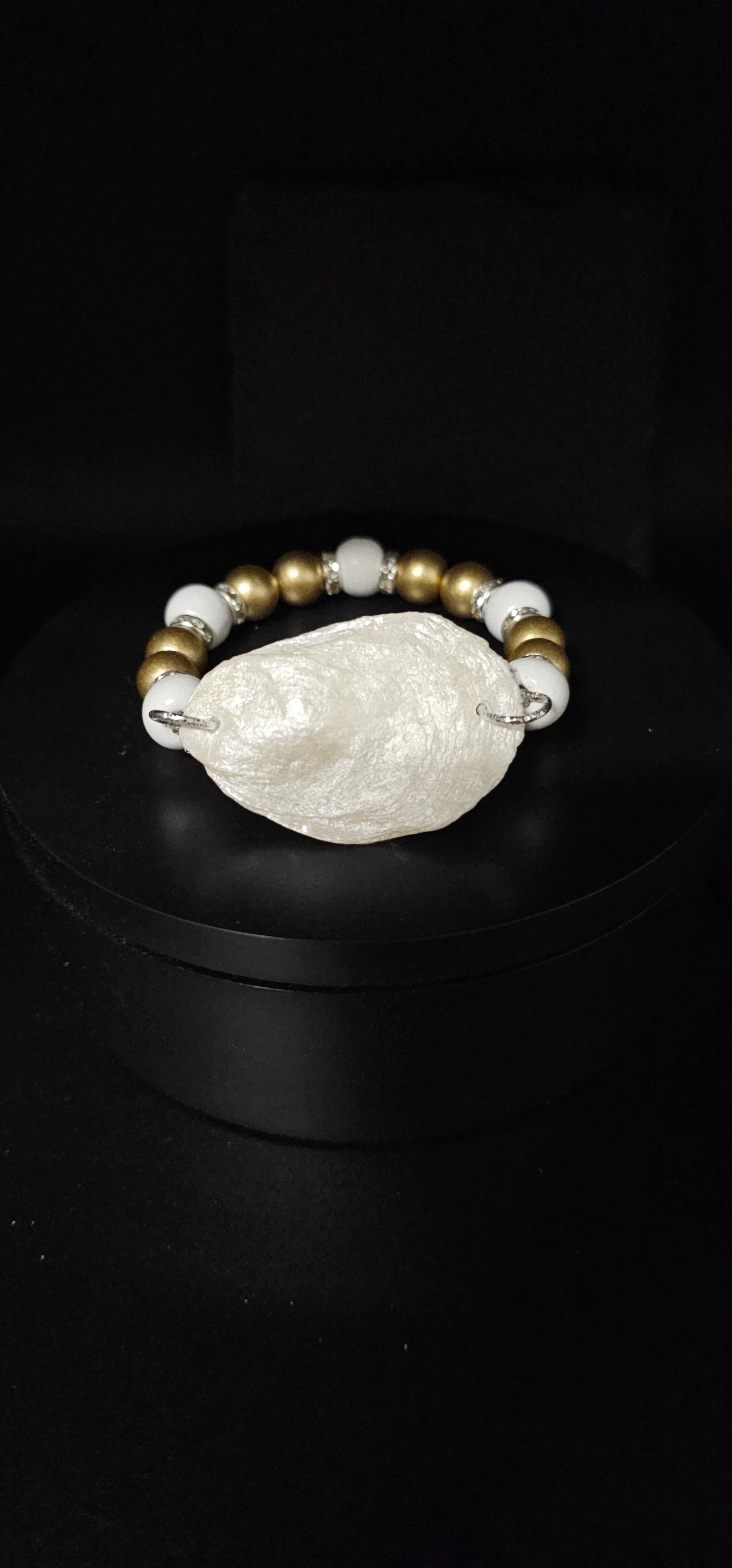 Oyster Shell Beaded Bracelet
