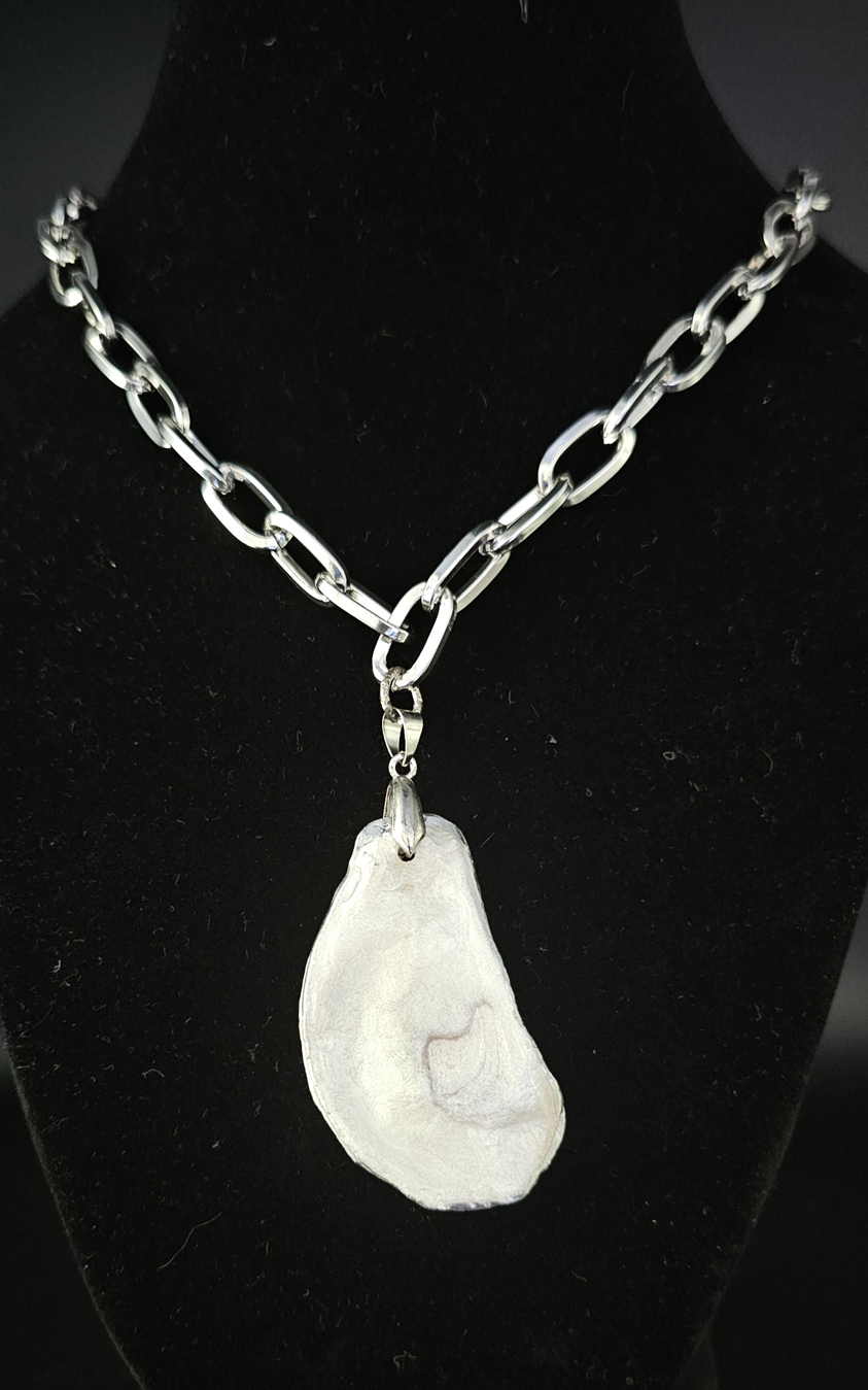 Oyster Shell Silver Link Necklace