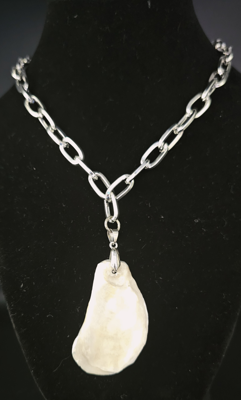 Oyster Shell Silver Link Necklace